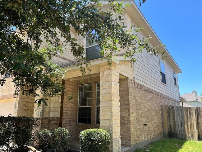Building Photo - 6026 Starbrook Creek Dr