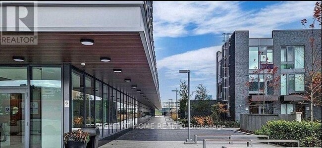 Building Photo - 6 Sonic Way