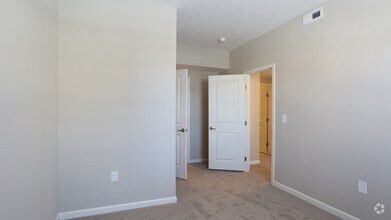 Bedroom - 2BR, 2BA - 965 SF - The Jefferson - Brook Lane Apartments