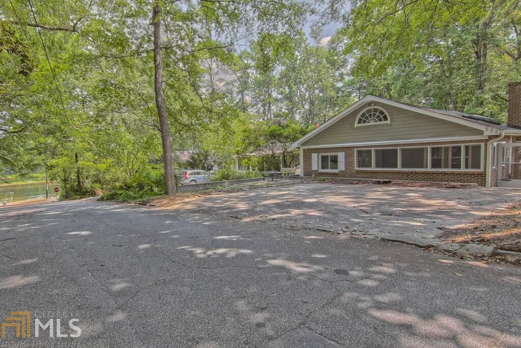 Primary Photo - 523 Pine Dr