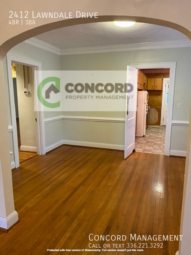 Foto del edificio - 2412 Lawndale Dr