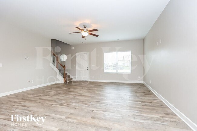 Building Photo - 4722 Beryl Dr