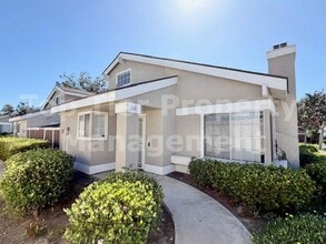 Building Photo - 328 Riverview Way