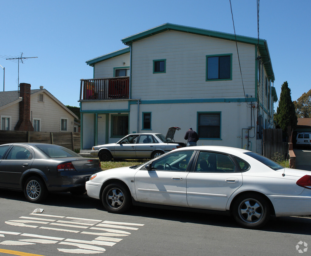 Primary Photo - 1221 Beacon Ave