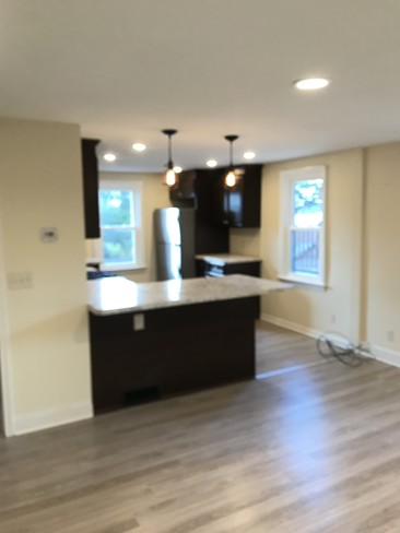 Building Photo - 1091 Ridge Rd