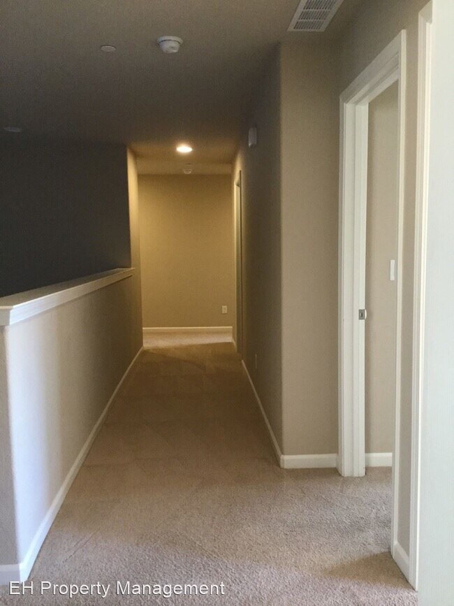 Foto del edificio - 4 br, 2.5 bath House - 9720 Kugler Way
