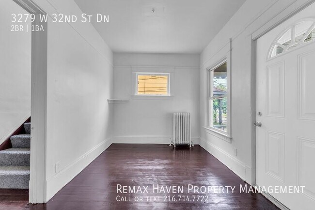 Building Photo - 3279 W 32nd St Dn. Cleveland  - Spacious 2...