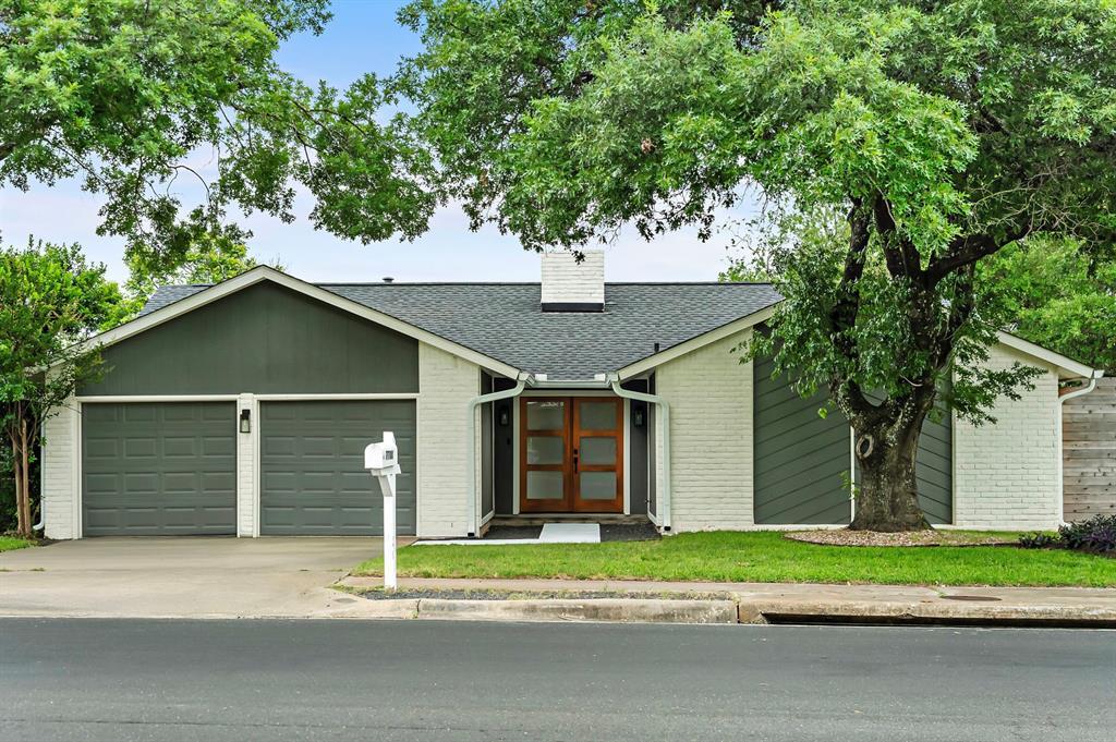 Foto principal - 7700 Manassas Dr