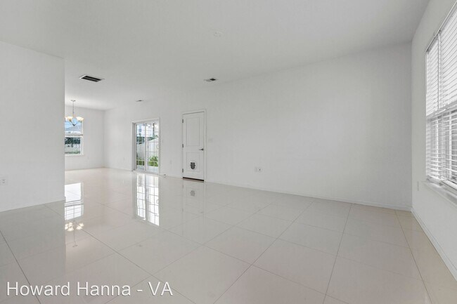 Building Photo - 3 br, 2.5 bath House - 1929 Canning Place