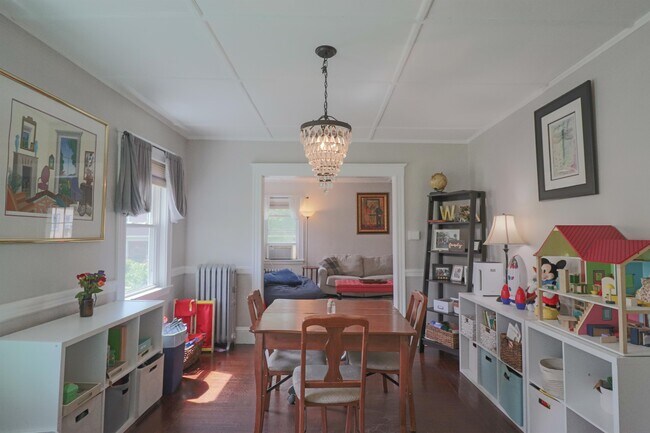 Foto del edificio - 173 Maplewood St