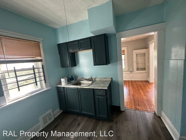 Foto del edificio - 2 br, 1 bath House - 13913 Melzer Ave