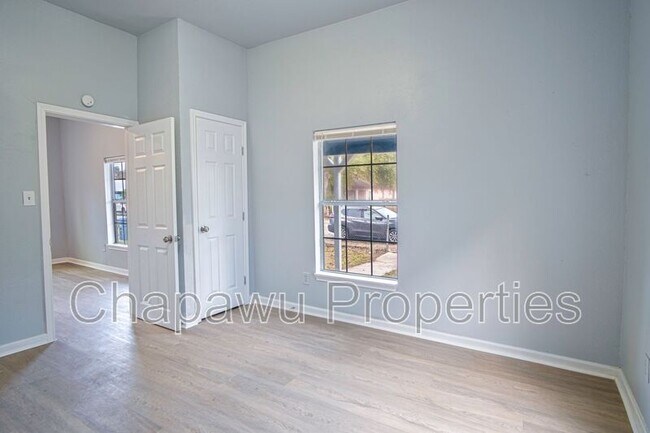 Foto del edificio - 1412 Hays St