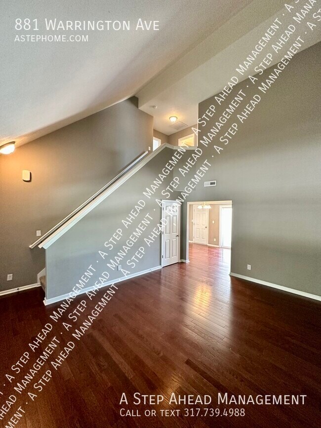 Building Photo - 881 Warrington Avenue-3 Bed/2.5 Bath in We...