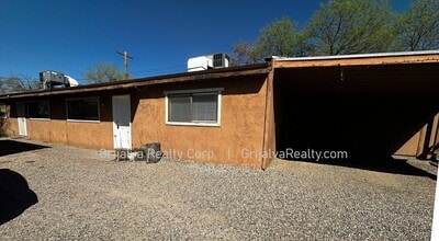 Building Photo - 2020 N Madelyn Ave