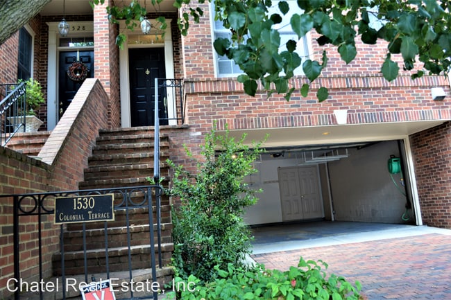 Building Photo - 3 br, 3 bath House - 1530 North Colonial T...
