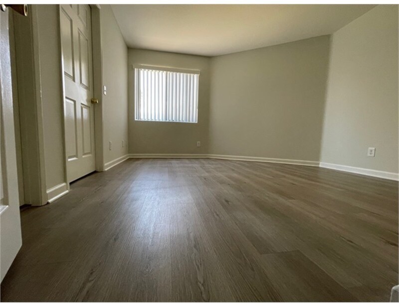 10901 Laurel Canyon Blvd Unit 204, San Fernando, CA 91340 Condo for