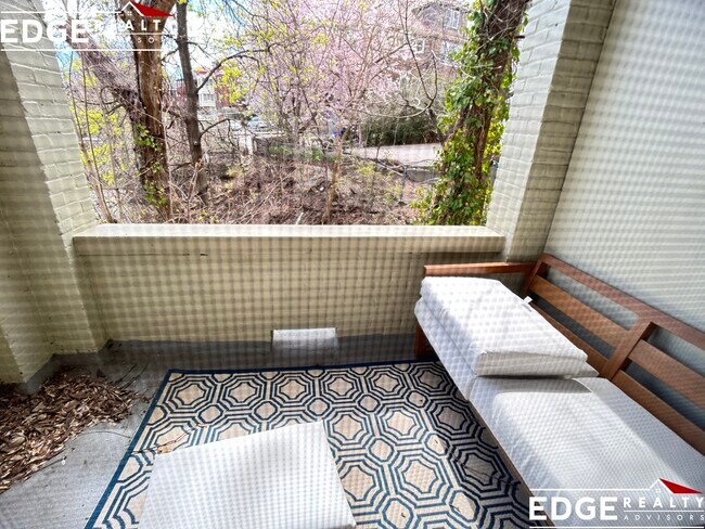 Building Photo - 120 Brainerd Rd