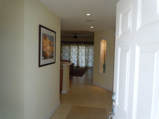 Building Photo - 264 Gibraltar Ct