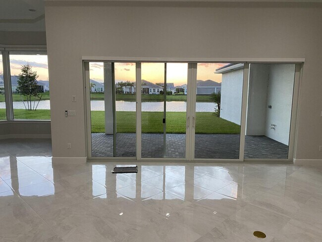 Foto del edificio - 4685 Estates Cir