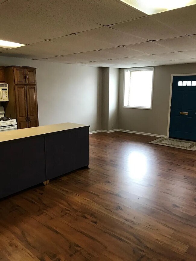 Foto del edificio - 3289 E Thompson St