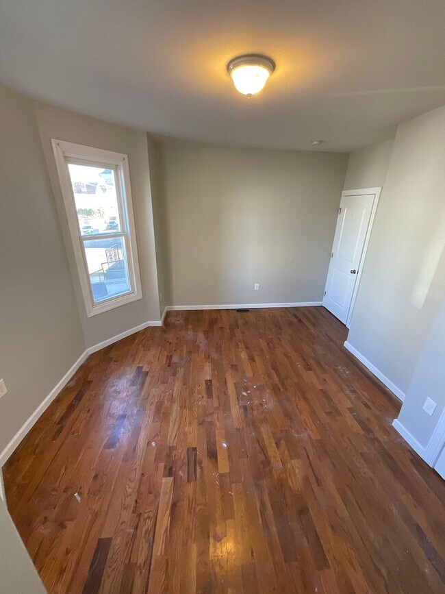 Foto del edificio - 499-503-503 Summer Ave