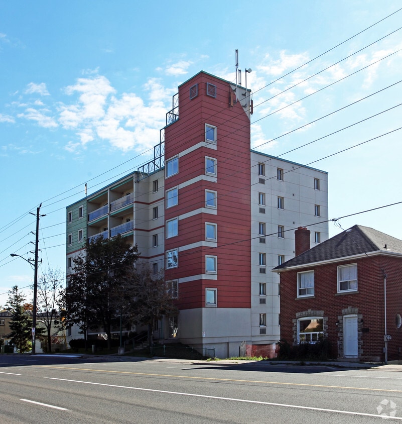 Building Photo - Bloor Park