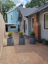 Building Photo - 914 Heights Blvd Building Photo - 914 Heights Blvd