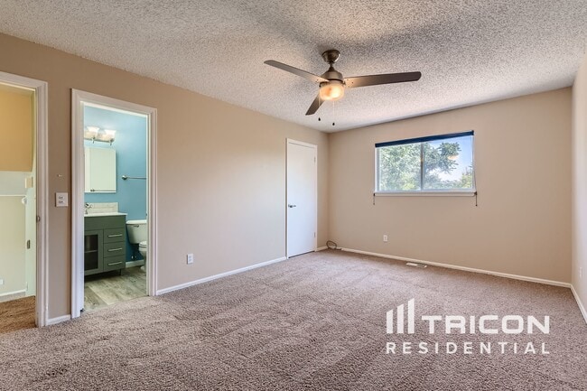 Building Photo - 1672 S Salida Way
