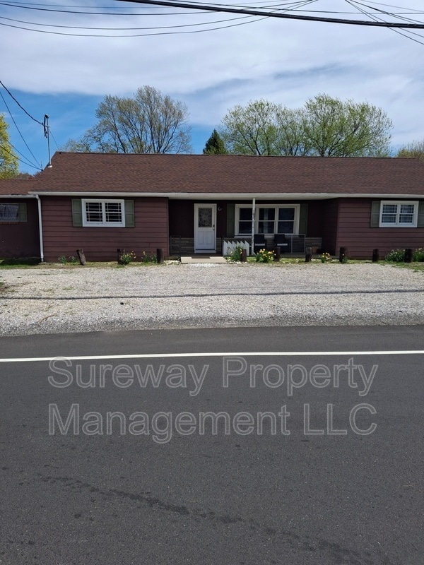 Primary Photo - 102 Red Lion Rd