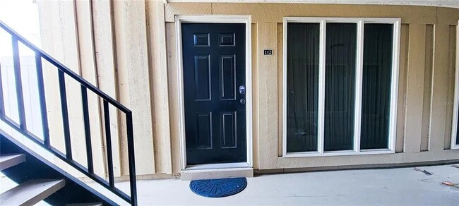 Building Photo - 507 NW 39th Rd