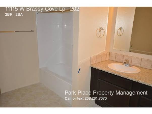 Building Photo - 11115 W Brassy Cove Loop