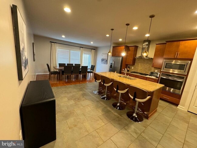 Building Photo - 20649 Duxbury Terrace