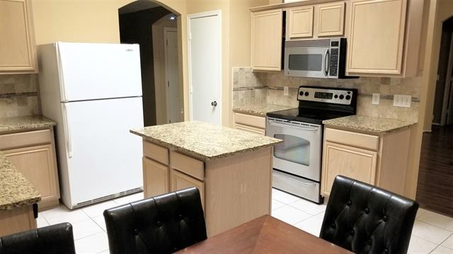 Building Photo - 109 Bardwell Dr