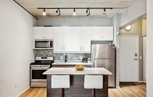 Foto del edificio - Quiet Community – 1 Bedroom Available