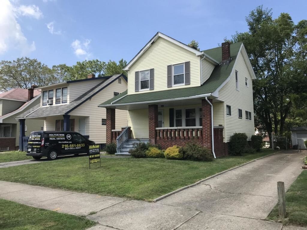 13703 South Parkway Drive House Rental in Garfield Heights, OH