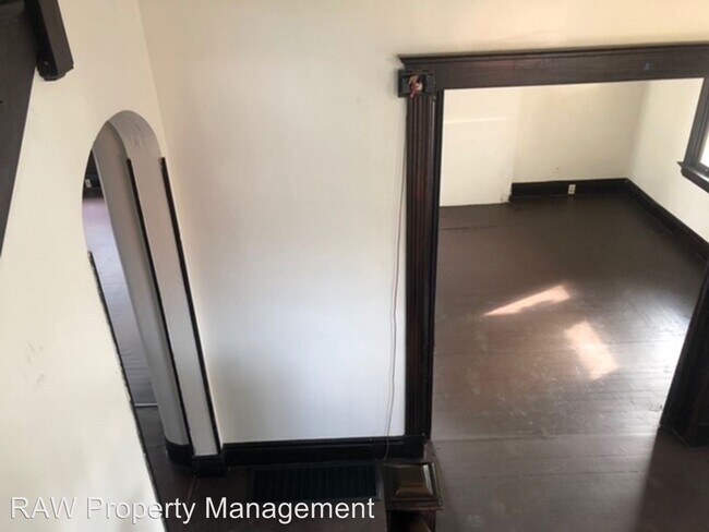 Foto del edificio - 4 br, 1 bath House - 1818 Clarion Ave.