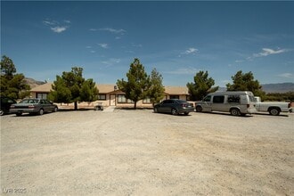 Building Photo - 2120 McMurray Dr