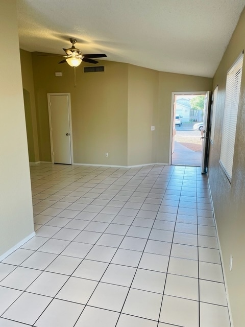 Photo - HOUSE FOR RENT