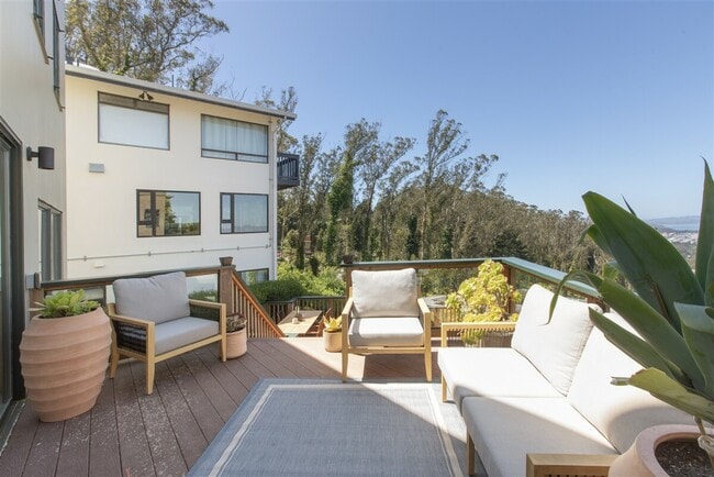 Foto del edificio - 180 St Germain Ave