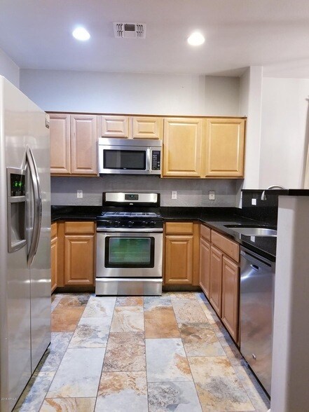 Foto del edificio - 7410 W Darrel Rd