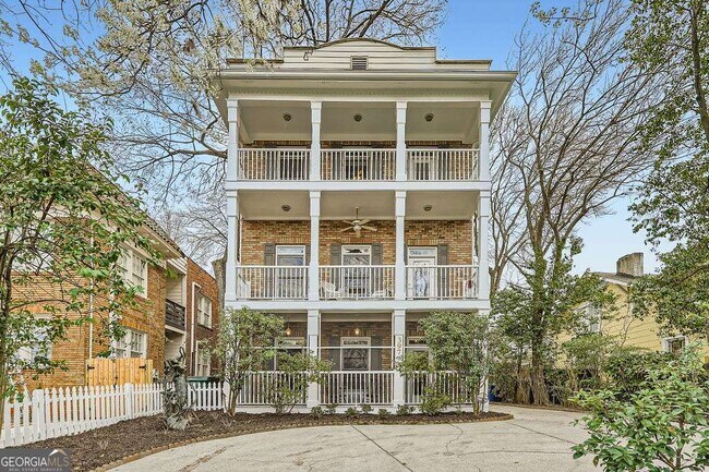 Foto del edificio - 397 4th St NE