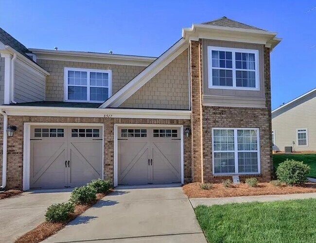 Photo - 8517 Loxton Cir Townhome
