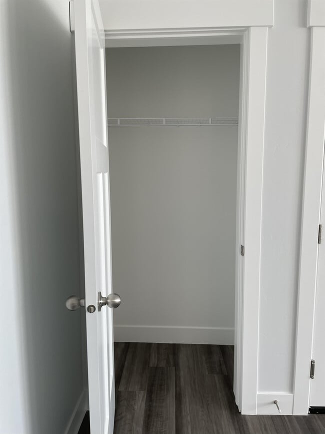 Building Photo - 302 W 435 N