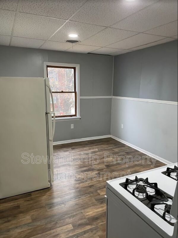 Foto del edificio - 315 Oak Ave SE