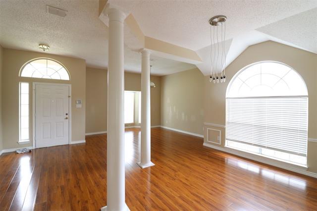 Foto del edificio - 2222 Edinburgh Way