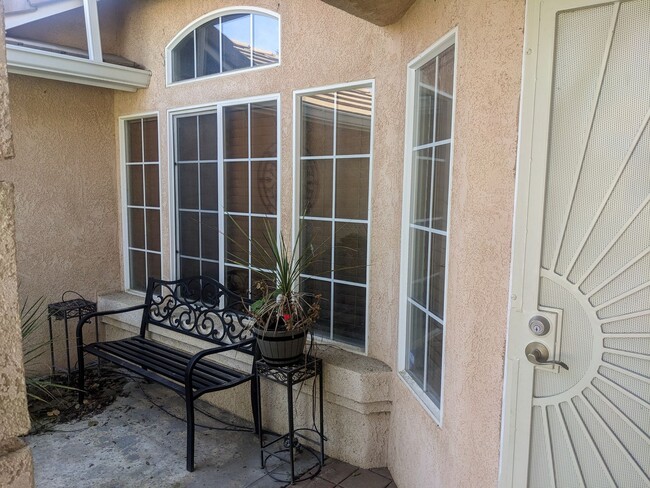 Building Photo - SW SPLIT WING BEAUTY !!! SPECIAL! $3097.50...