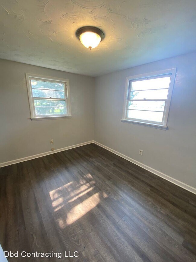 Foto del edificio - 3 br, 1 bath House - 1502 W Dupont Rd.