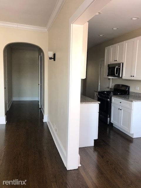 Foto principal - 2 br, 1 bath Apartment - 1362 E. 52nd St