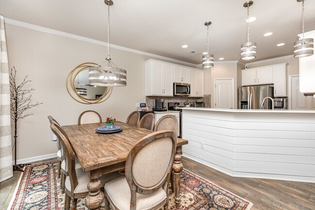 Plan de comedor abierto - 6006 Cadence Ln
