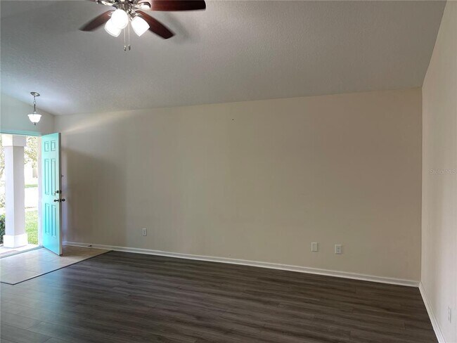 Foto del edificio - 8130 NW 54th St